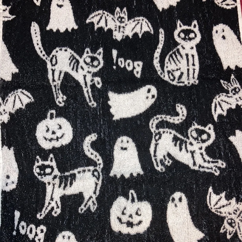 Halloween hand towel